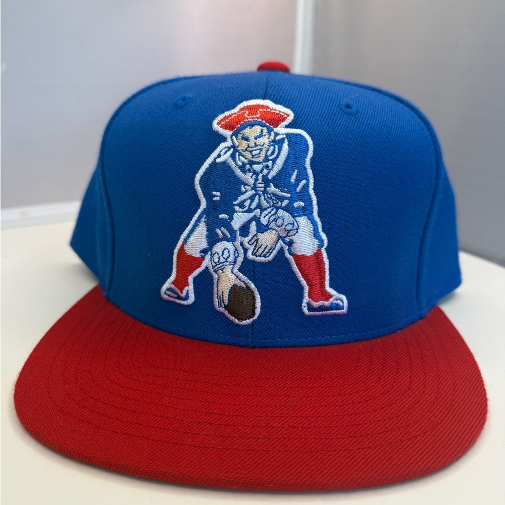 Mitchell & Ness Blue and Red Cap